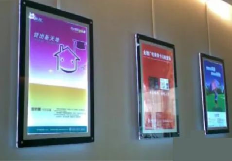 施甸什么是超薄灯箱?